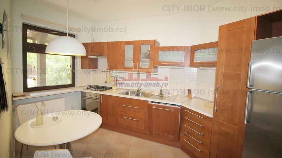 Vanzare Vila  Pipera 1350 mp teren adiacent Iancu Nicolae - Poză 14