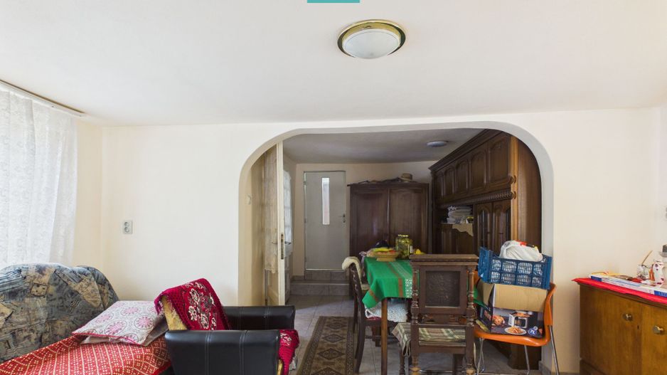 Casă cu 3 camere și teren generos în Drauț - Poză 3