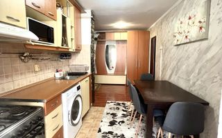 Apartament 3 camere de închiriat, Nicolina, cu loc de parcare disponibil - Poză 4