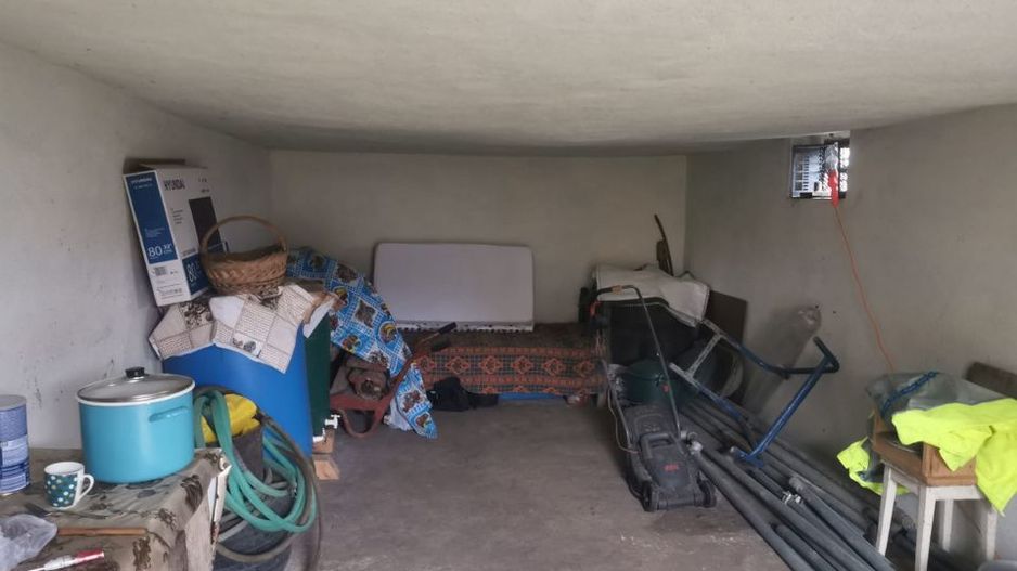 De vanzare casa in Argetoaia cu teren 7.000 mp - Poză 11