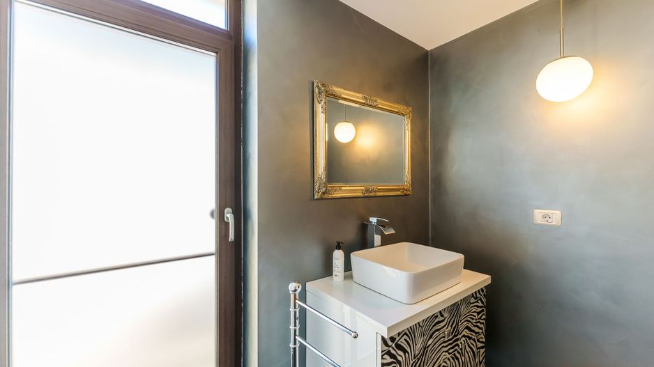 Casă superbă în Sânnicolau Mic - Poză 9