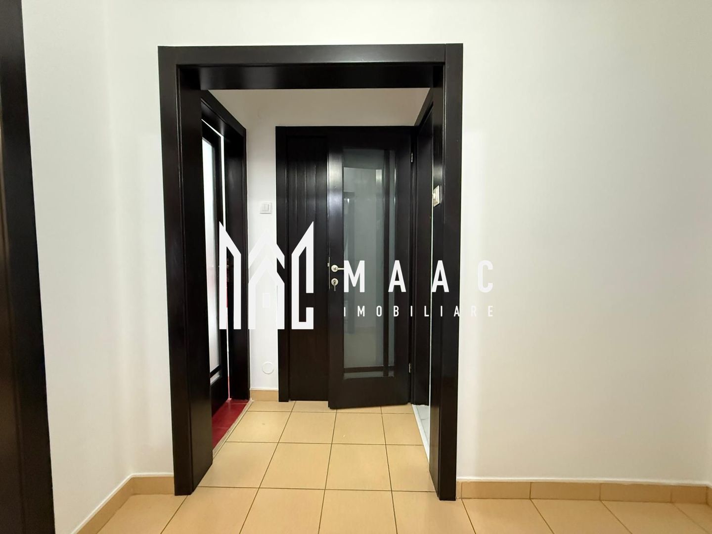 Apartament 3 camere | 2 bai | Decomandat | Etaj 3 | Renovat - Poză 20