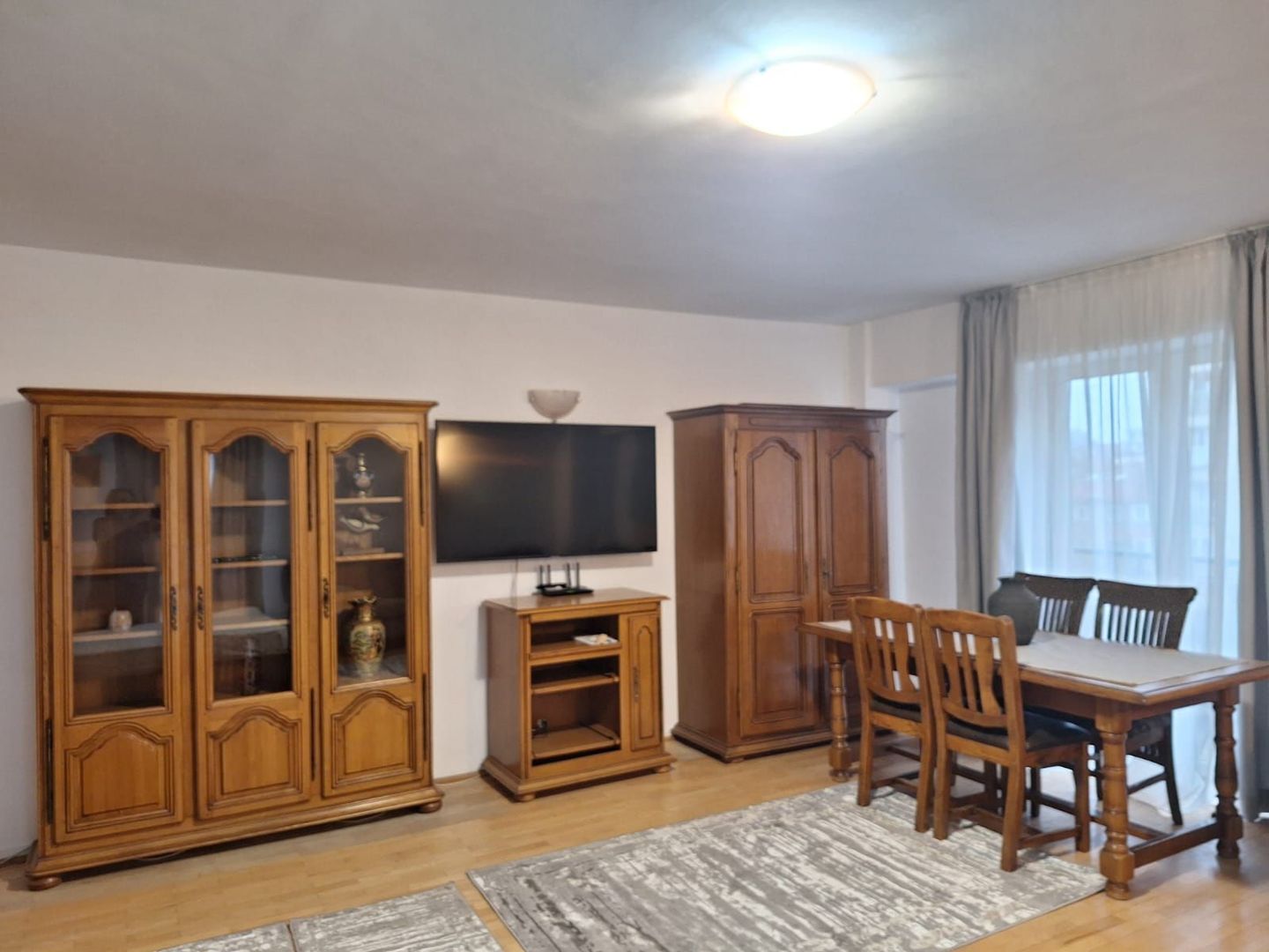 GARS. PIATA UNIRII, BUCATARIE INCHISA, MODERN, METROU 8 MINUTE - Poză 4