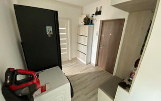 Apartament 3 camere decomandat zona Trapezului - Poză 10