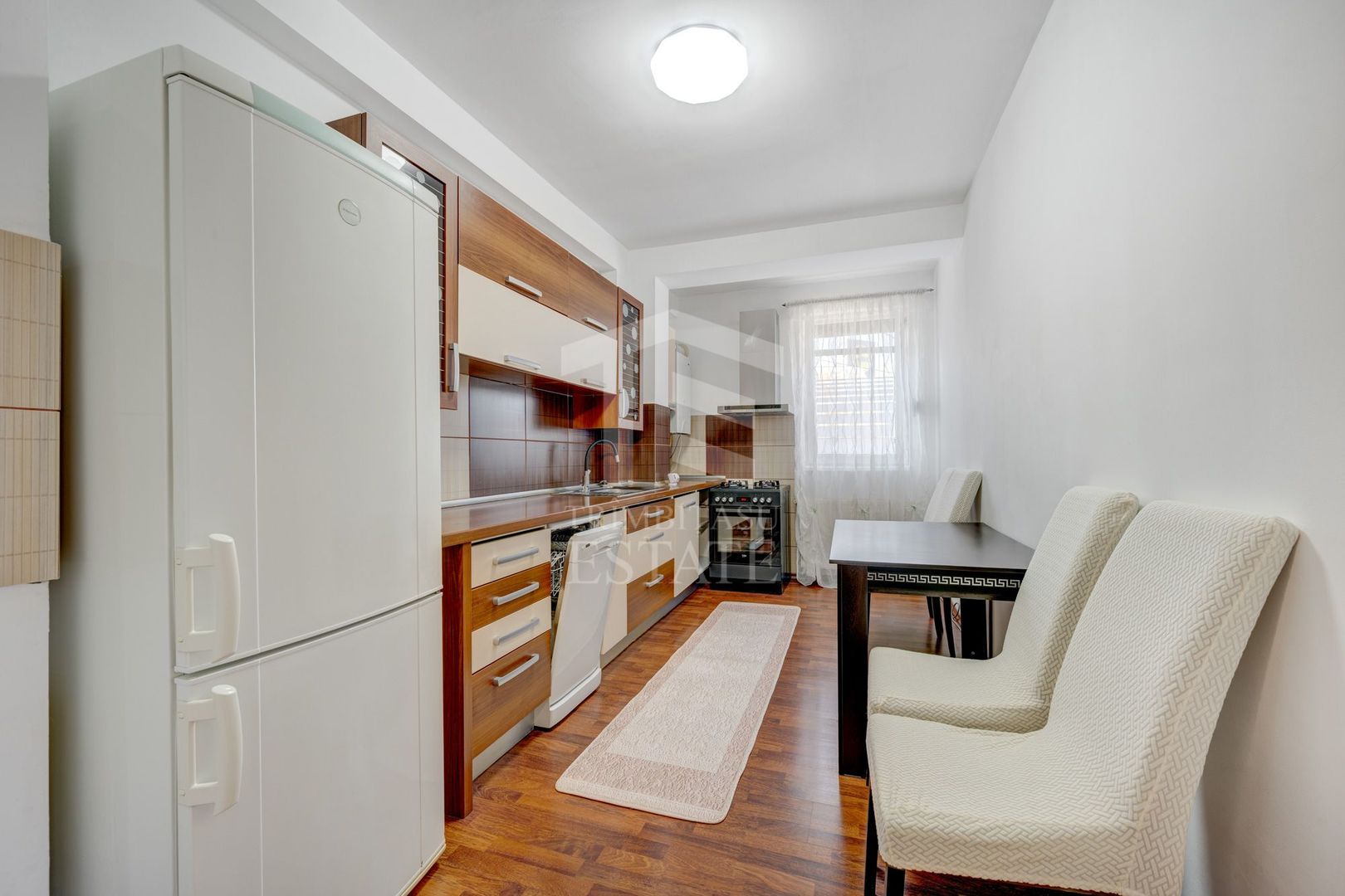 SI CASA SI AFACERE totul sub același acoperiș in Sector 5/Sălaj - LIDL - Poză 38