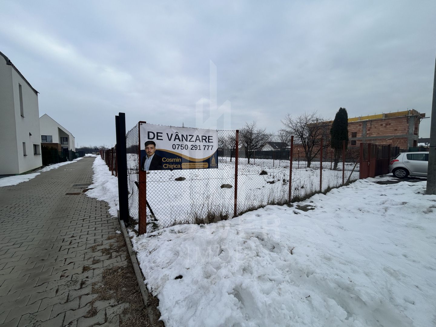 Teren intravilan de vânzare în Sibiu - Poză 2