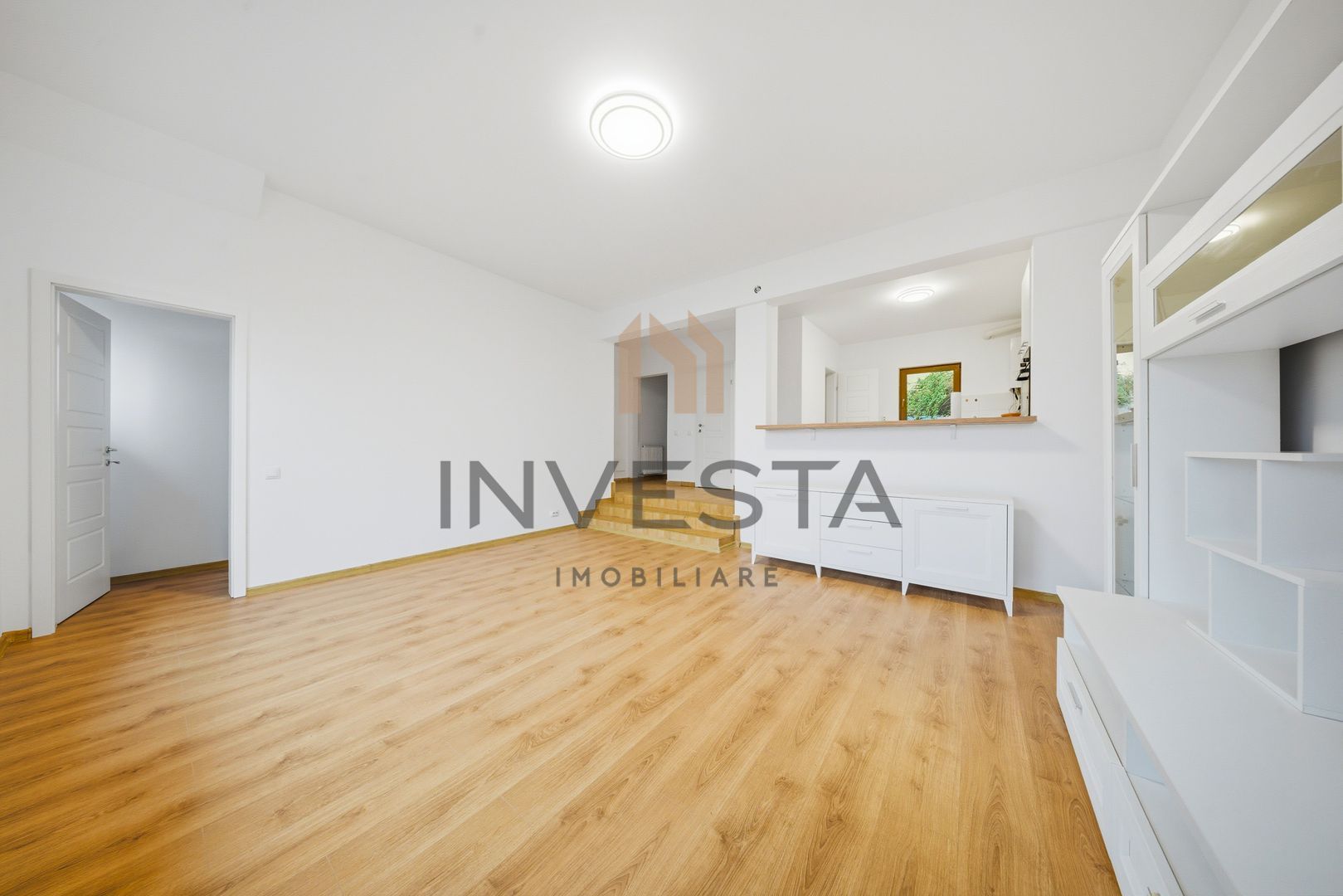 Apartament 3 camere cu gradina proprie si parcare, Grand Hotel Italia - Poză 3