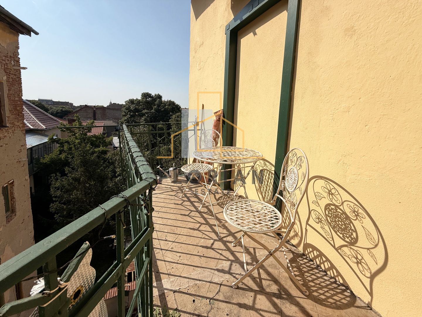 Apartament  modern cu 2 camere in cladire istorica– Zona Sinaia - Poză 18