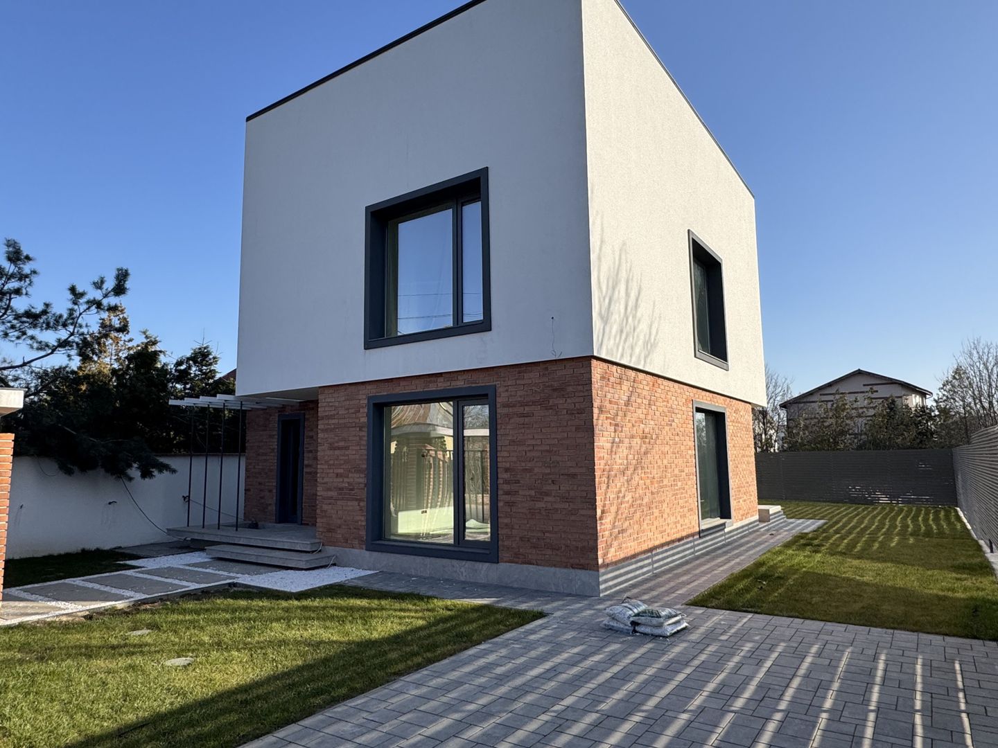 Vila de vânzare în Tunari - Zona ideală pentru tine! - Poză 10