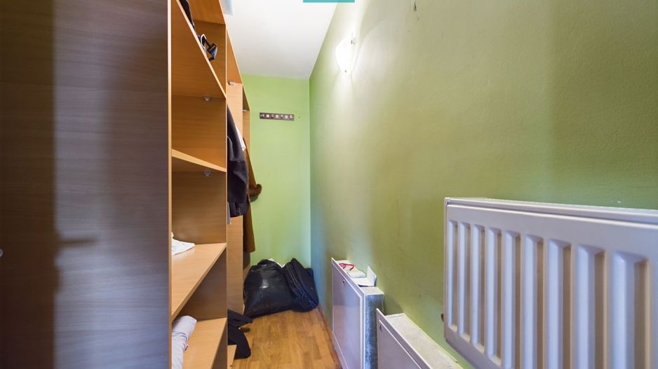 Vilă spațioasă cu 8 camere, Grădiște - Poză 19