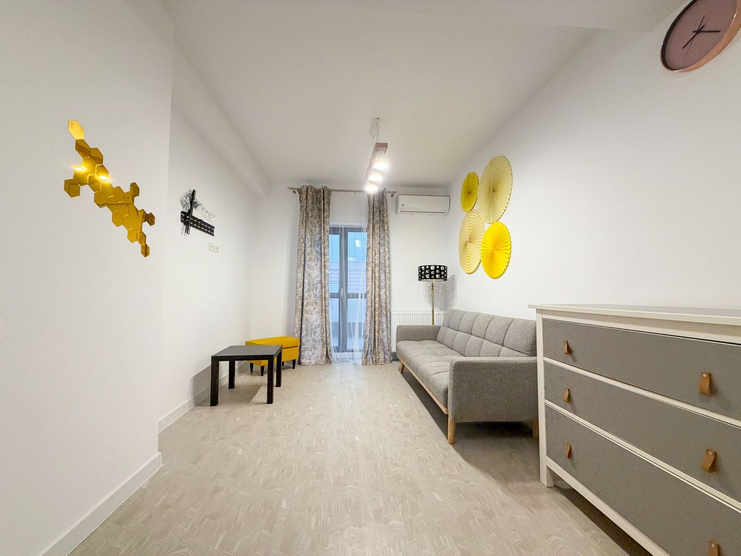 Chirie I Apartament 2 camere I Sisesti I Prima Inchiriere - Poză 2