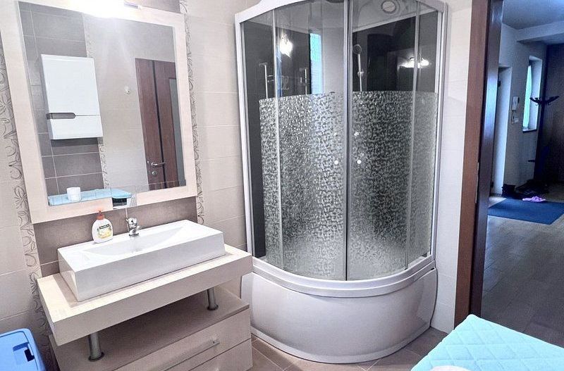 Apartament cu 3 camere,  terasa proprie - Ghiroda - Poză 22