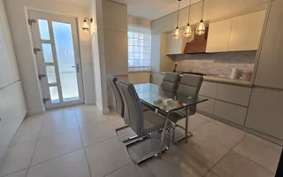 Casa 3 Camere Zona Centru, Complet Renovata si Mobilata - Poză 16