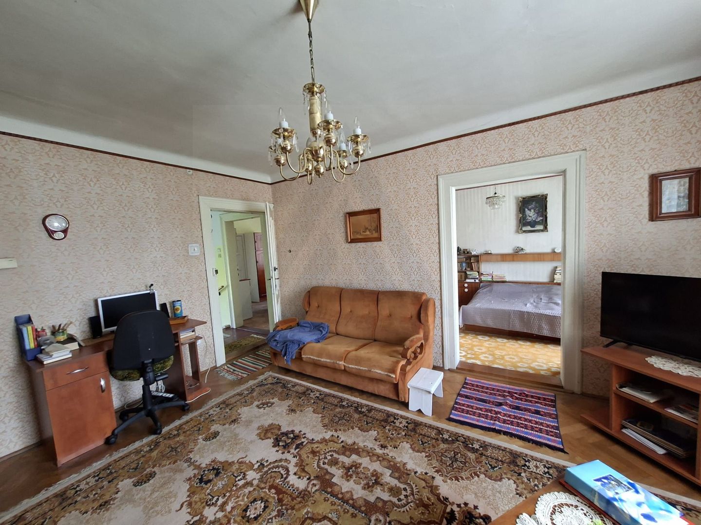 Casa individuala 185 mp utili S + P + E garaj si teren 777 mp Central - Poză 7