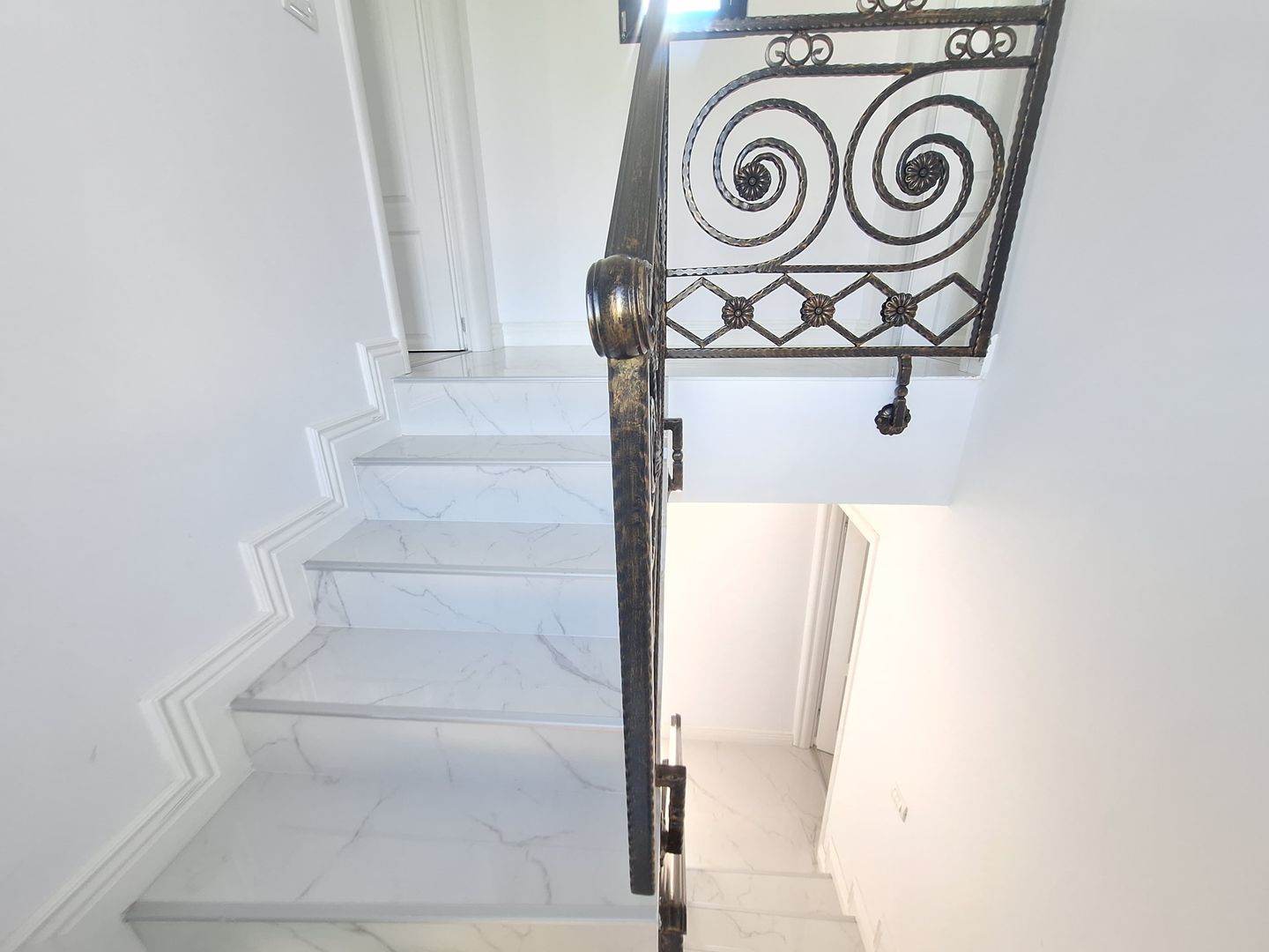 Casa cu gradina proprie - Strada Smaraldului Domnesti - Poză 13