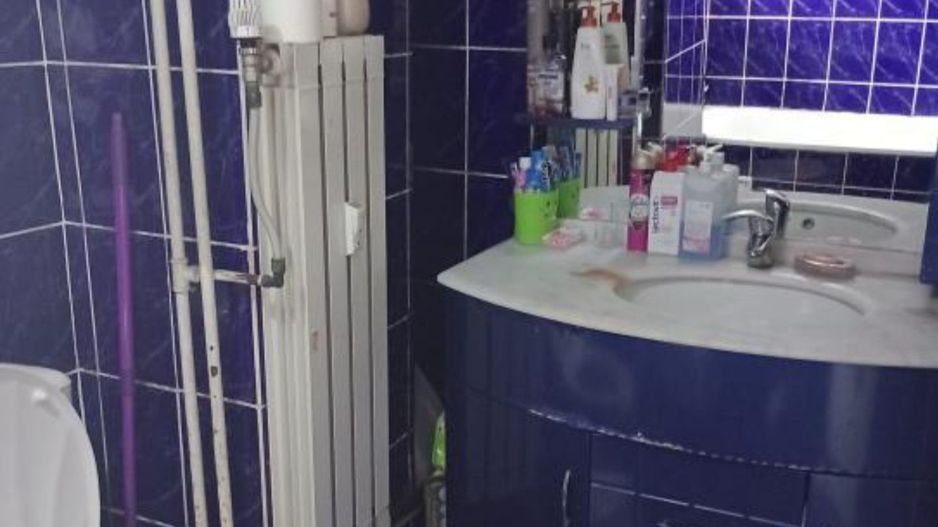 4camere decomandat ,3balcoane , stradal - Poză 7