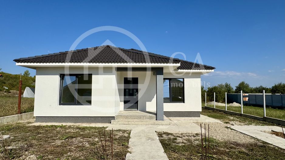 Casă cu 4 camere de vânzare in zona Podgoria, Oradea - Poză 1