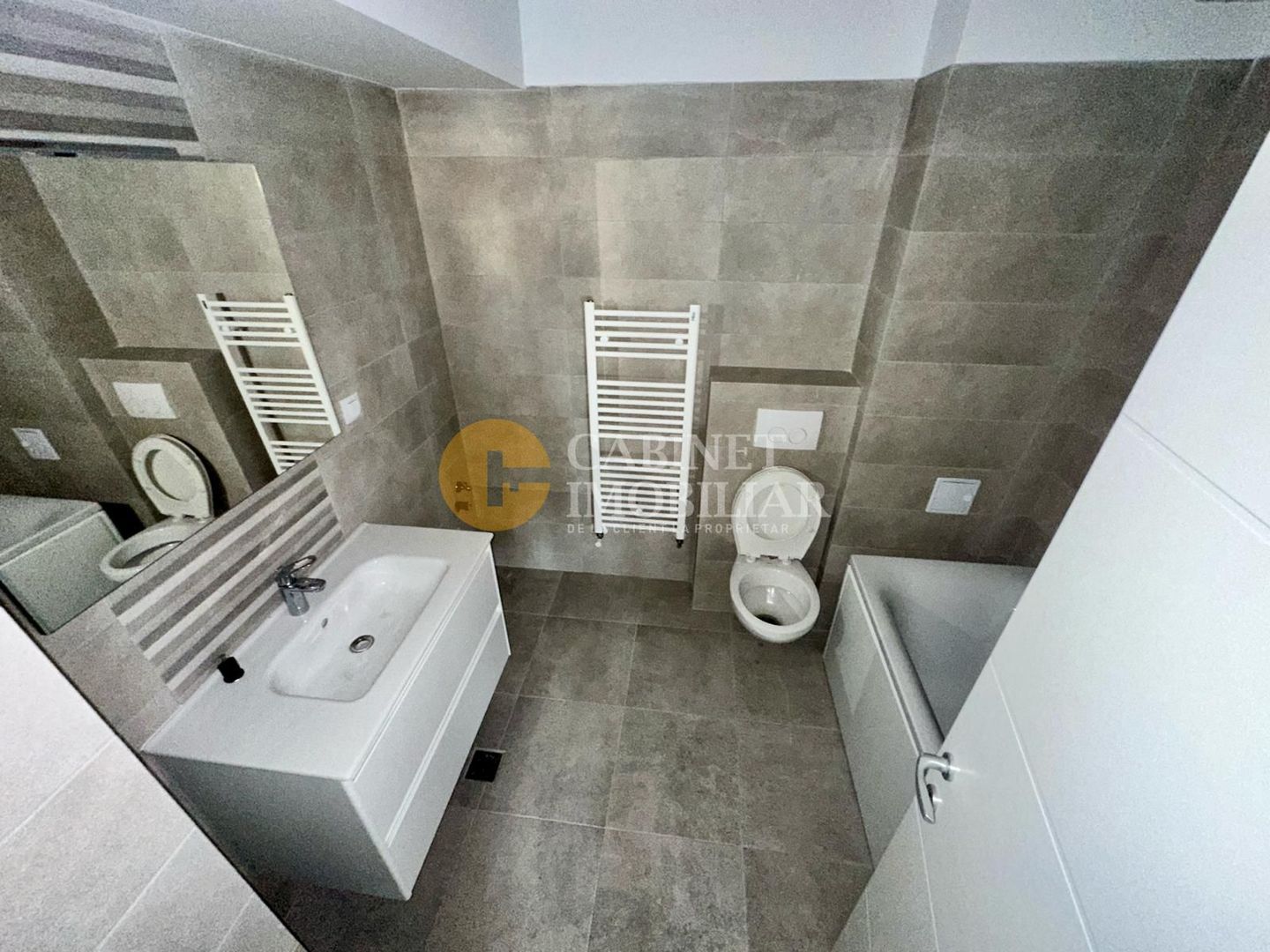 BLOC NOU - Apartament cu 2 Camere Decomandat - Intabulat - Poză 6