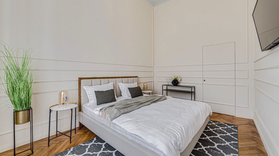 Apartament renovat in zona istorica - Poză 10