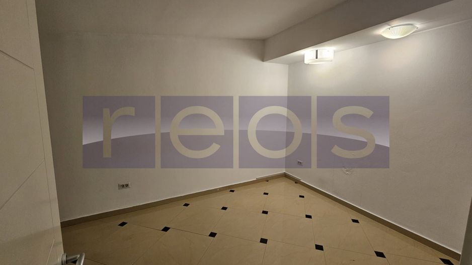 DE VÂNZARE VILA | EXCLUSIVISTĂ ZONA DOMENII | 5 CAMERE | PARCARE ÎN CURTE - Poză 3