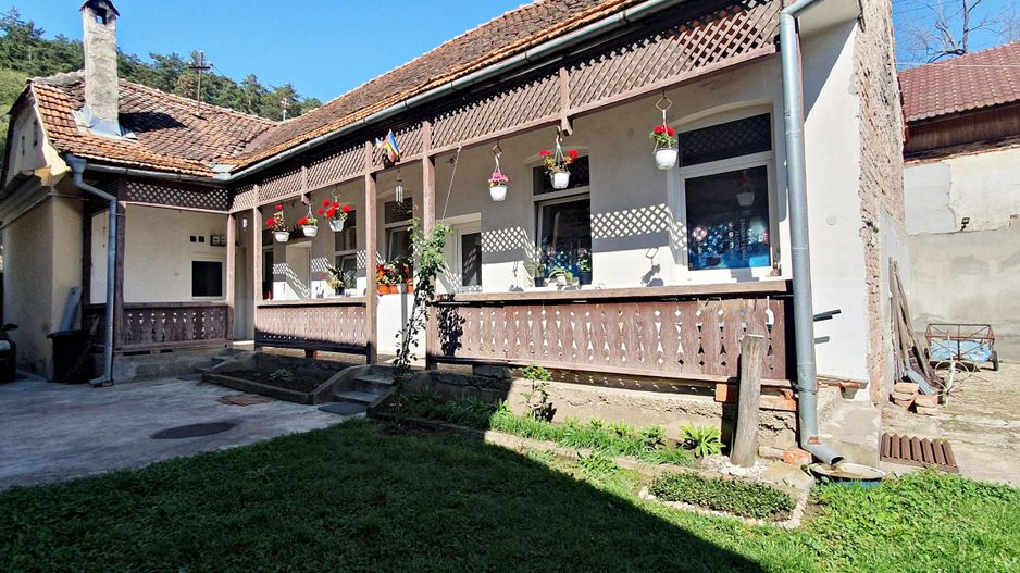 Com Tarlungeni sat Zizin, casa spatioasa 4 camere, comision zero - Poză 1