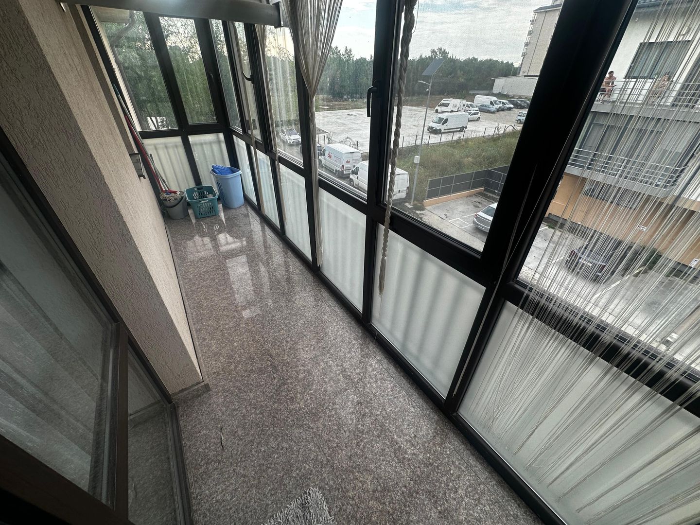 AP. 2 CAMERE - PARULUI, BLOC NOU, LOC PARCARE, BUCATARIE INCHISA - Poză 8