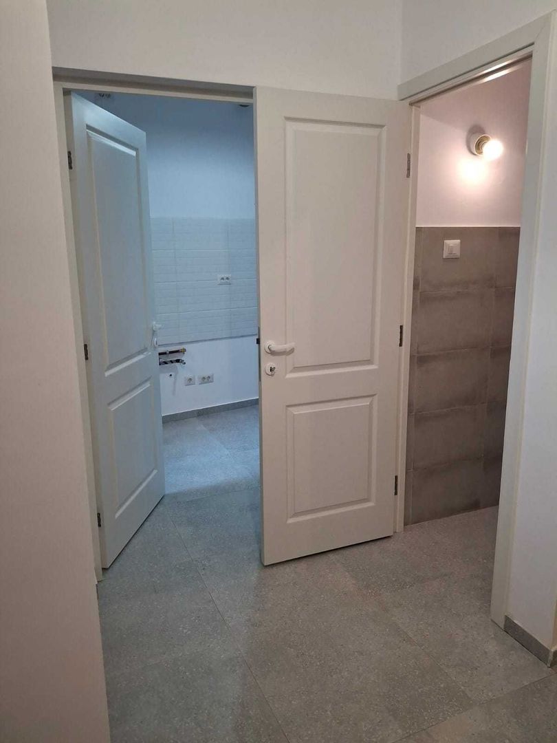 Apartament 2 camere de vânzare, vilă, parter, curte, încălzire în pardoseală - Poză 6