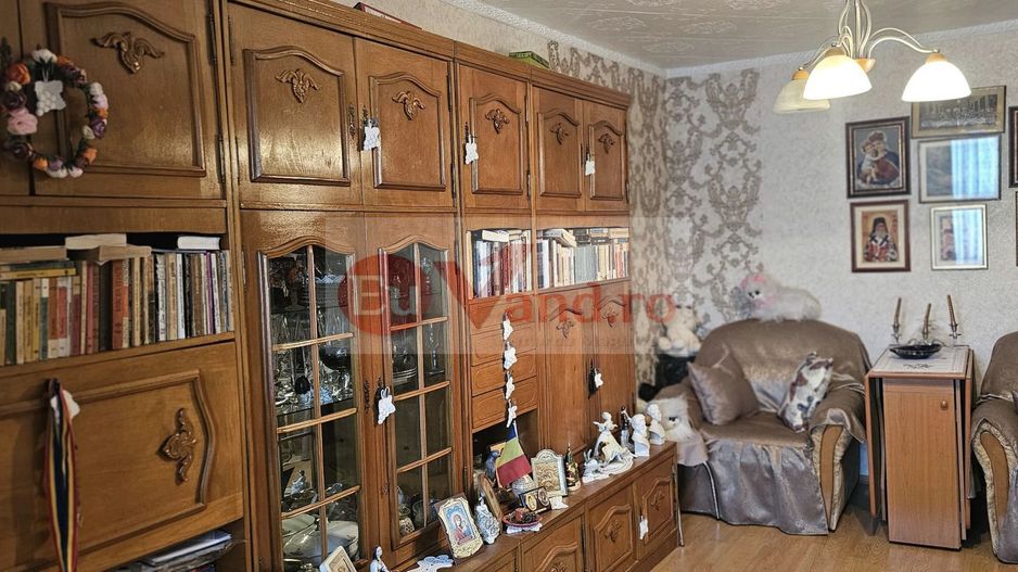 Apartament 2 camere de vanzare, IC Frimu, 57 mp, 2 balcoane, etaj 3/4 - Poză 1