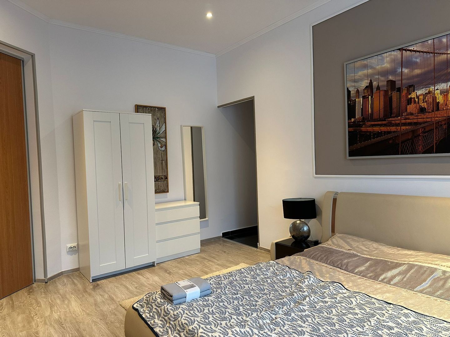 Apartament superb cu doua camere, Romana-Dorobanti - Poză 8