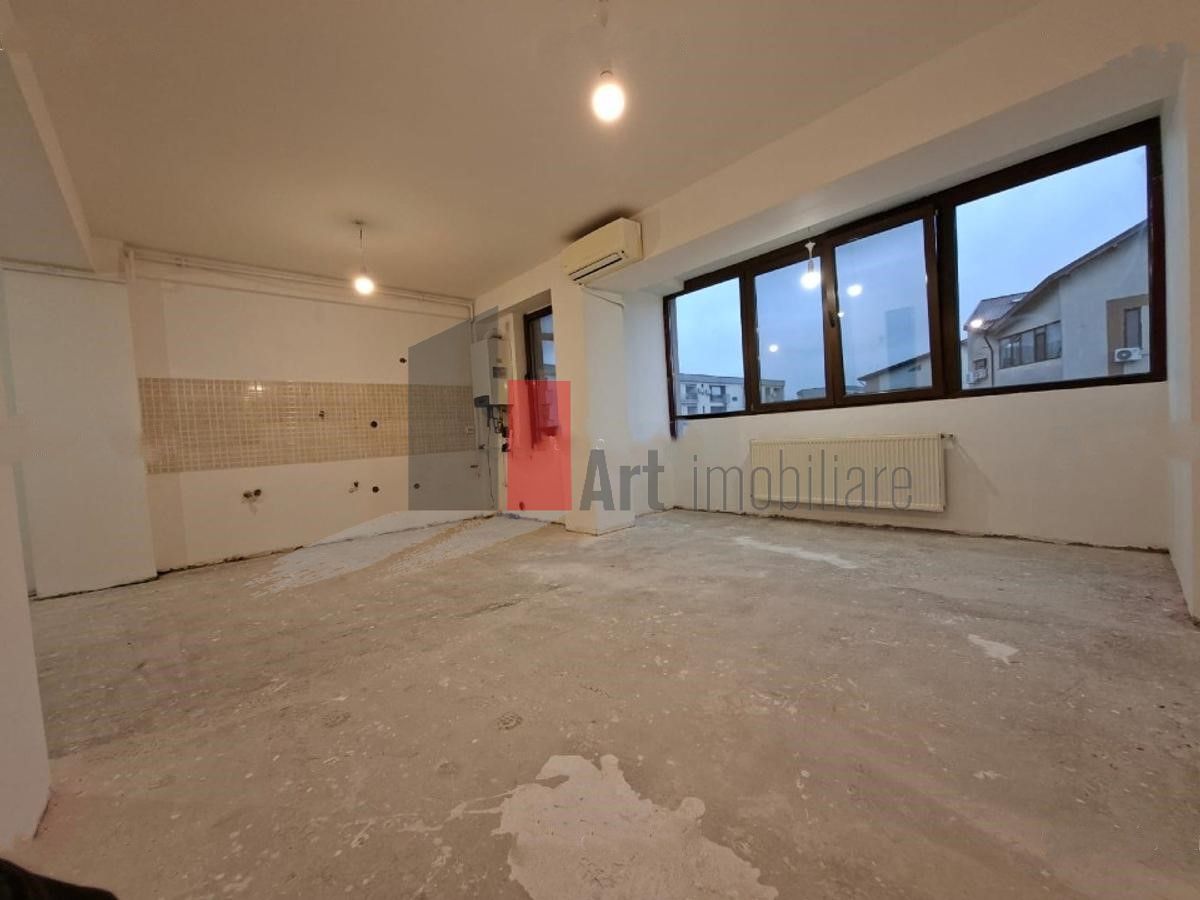 Vânzare apartament semidecomandat 2 camere Metalurgiei - Poză 2
