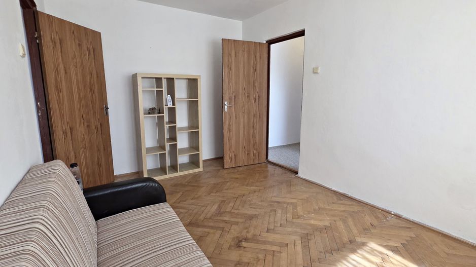 Apartament 2 camere, luminos și însorit, în cartierul Astra – 70.000 € - Poză 3