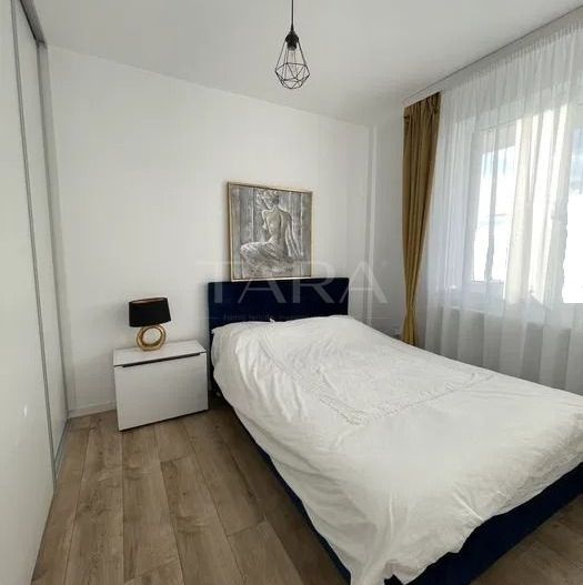 Apartament de vanzare cu 3 camere in Floresti. - Poză 5