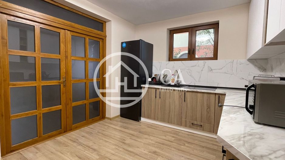 Casa de închiriat  Duplex cu 10 camere în Sanmartin, Oradea - Poză 12