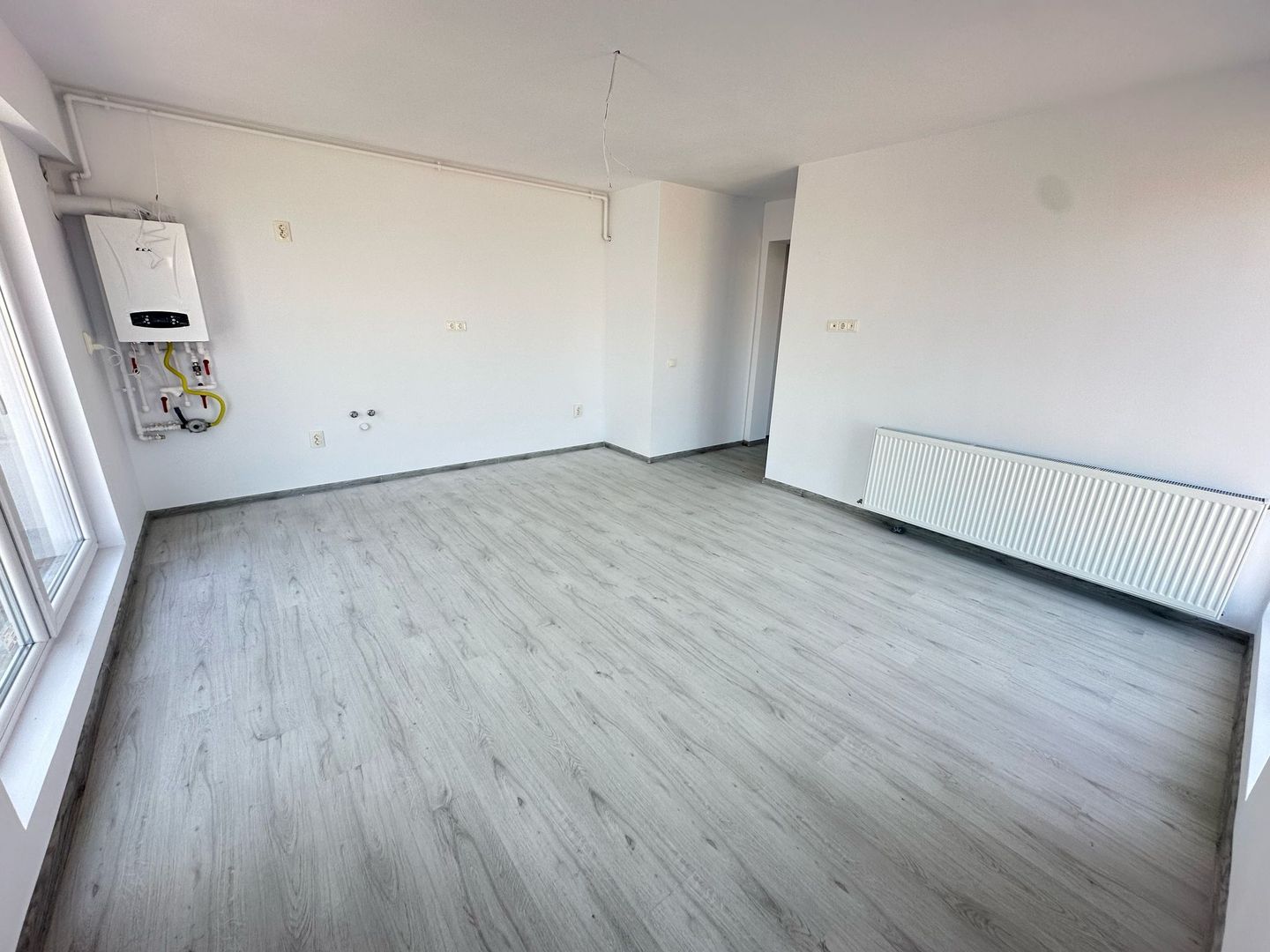 Apartament 3 camere Otopeni - NOU, ultrafinisat, TVA + Parcare incluse - Poză 1