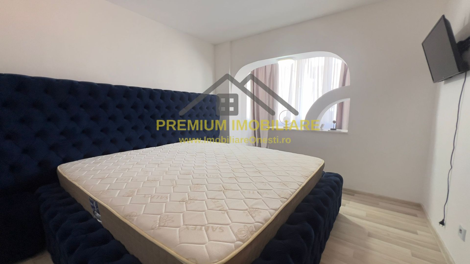 Garsoniera confort 1 de inchiriat/vanzare- Zona de sus - Bloc nou - Poză 2