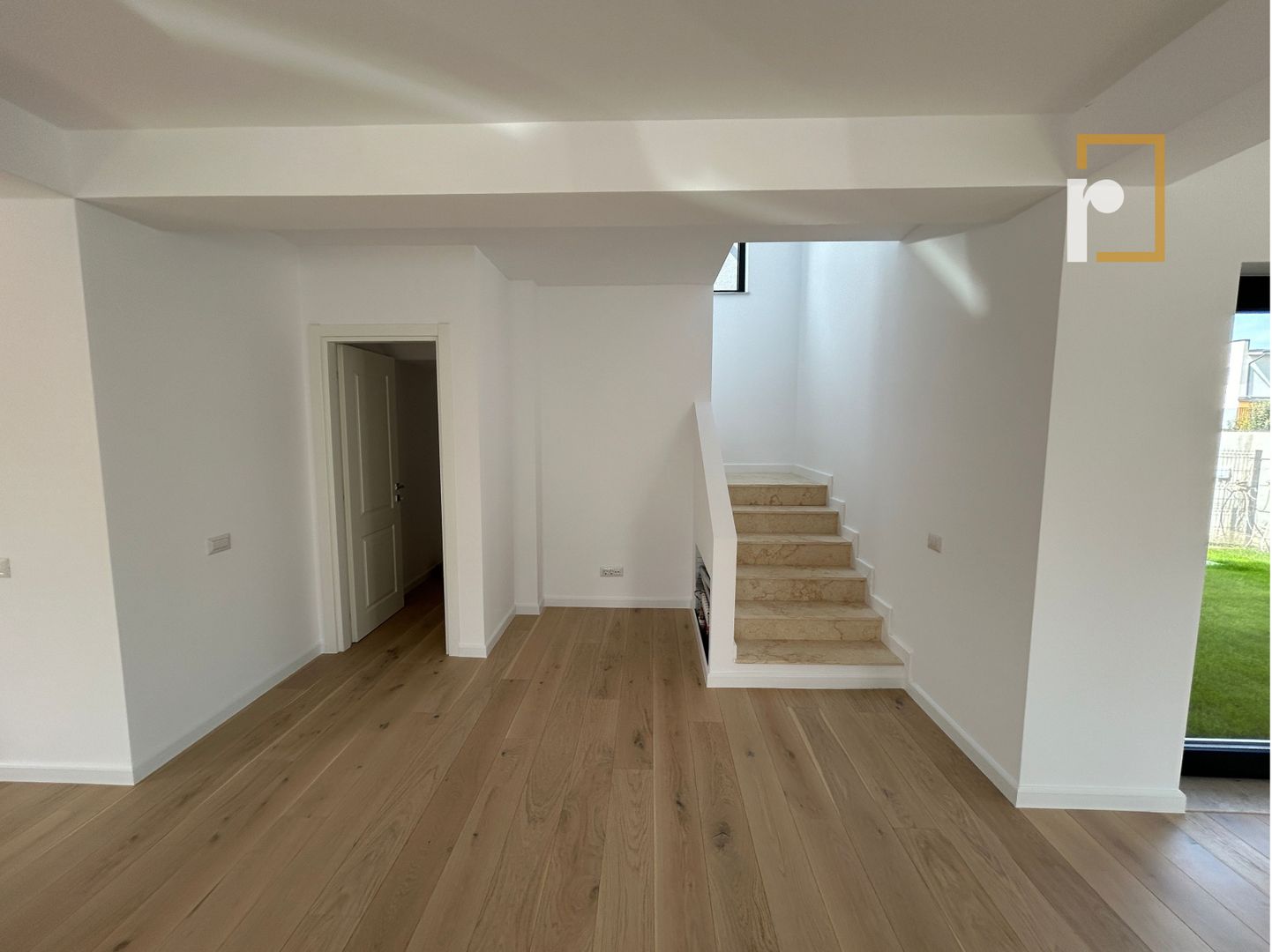 Vila individuala 4 camere | Tunari - Poză 13