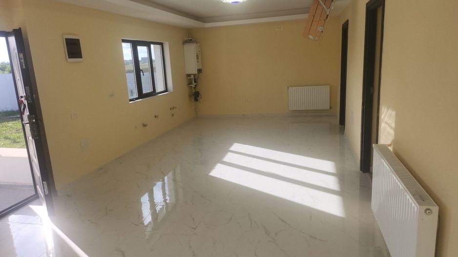 Casă spațioasă de închiriat în Clinceni, 120 mp + curte 535 mp - Poză 7