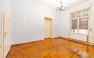 Apartament nemobilat, 3 camere, etaj 1, Bld.Revoluției - Poză 6