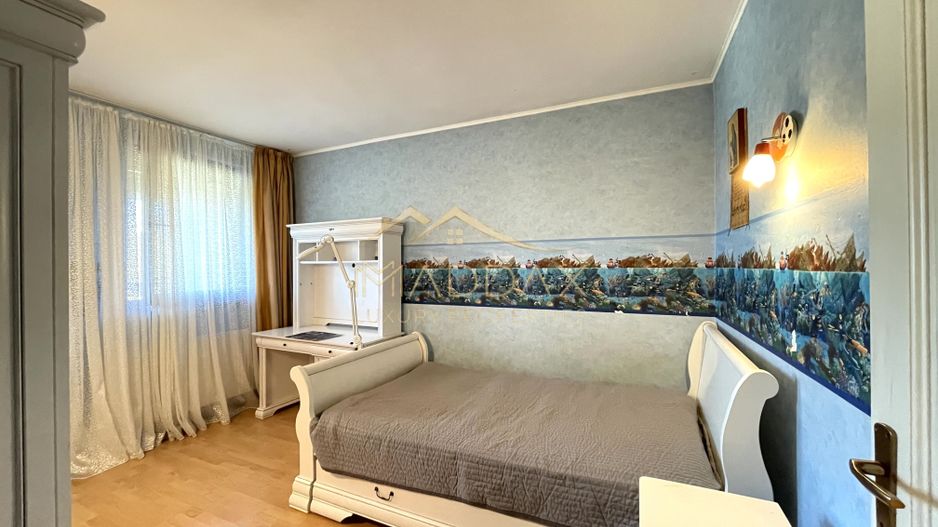 Vila 7 camere**Lake view**Ponton privat**Piscina**Teren 933 MP//Balotesti - Poză 24