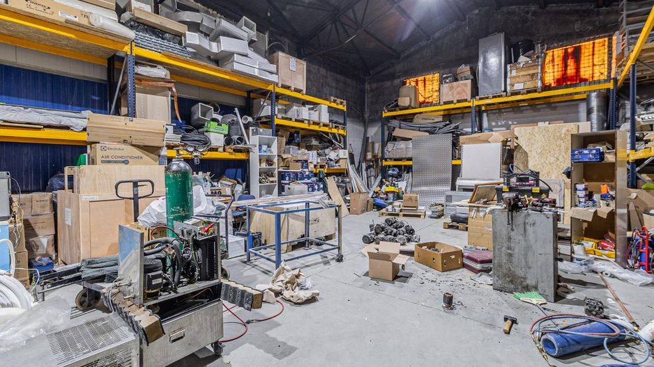 Investitie! Hala + birouri, 3300 mp teren, toate  utilitatile - Poză 6
