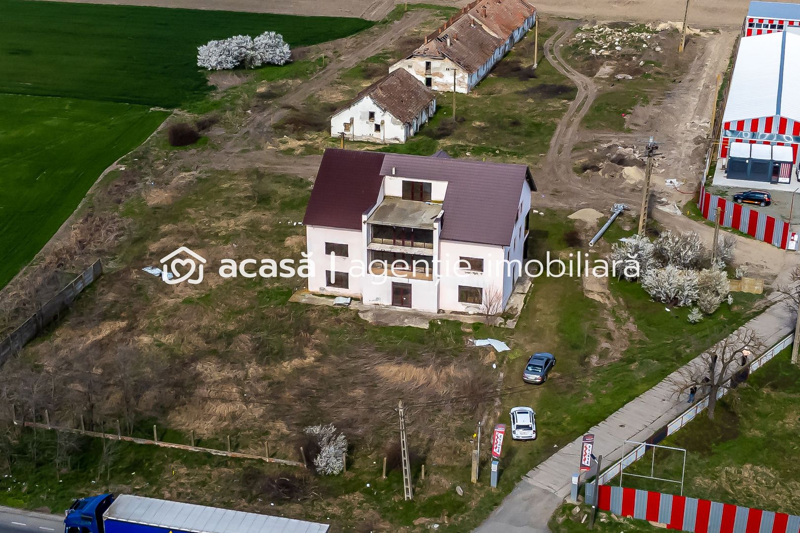 Clădire tip birouri/casă persoane vârstnice cu 3445 mp teren - Poză 4