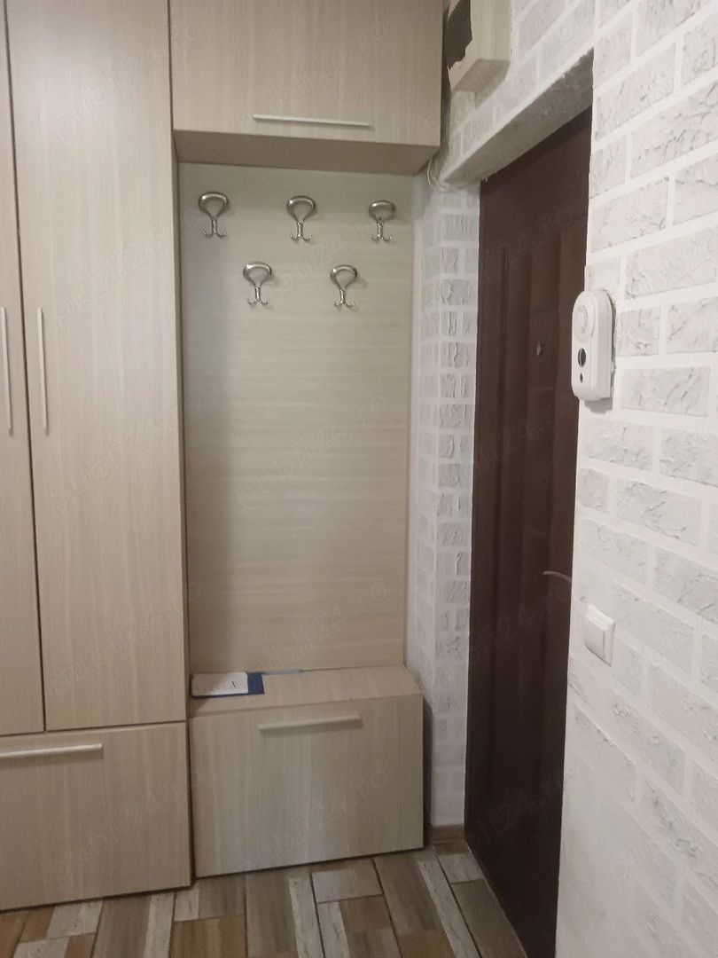 De inchiriat aparatament cu 2 camere, ultracentral , 400 euro - Poză 4