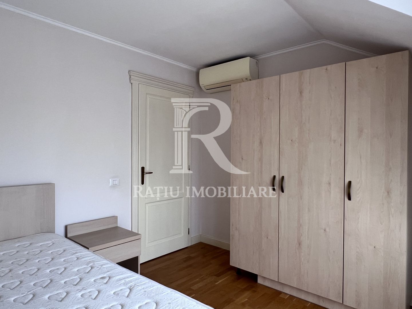 Casa cu 4 camere de inchiriat | Cartierul Grigorescu | Oradea - Poză 13