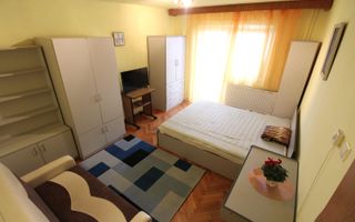 Cf 1, centrala proprie, balcon, intr-o zona linistita din Complex-ul Studentesc. - Poză 1