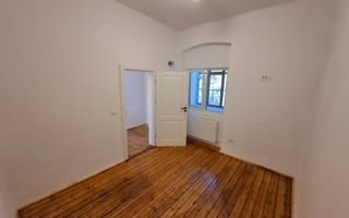 Semicentral-Balcescu, 3 camere renovat, Centrala gaz, - Poză 6