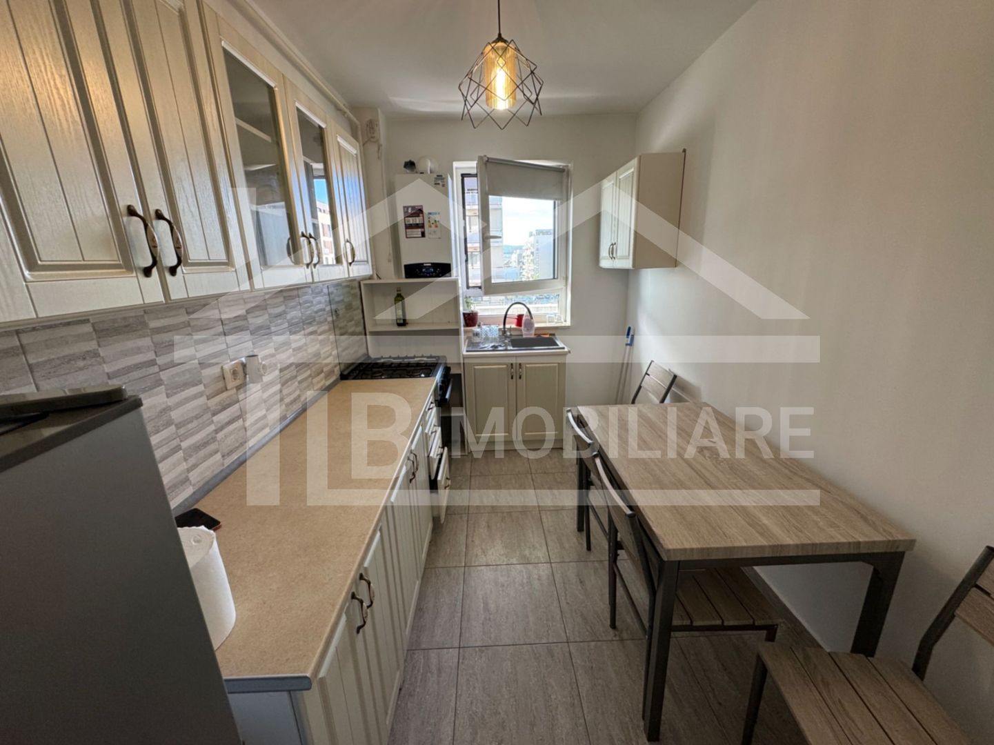 Apartament cu o camera, 38mp, Zona Maurer Residence - Poză 4