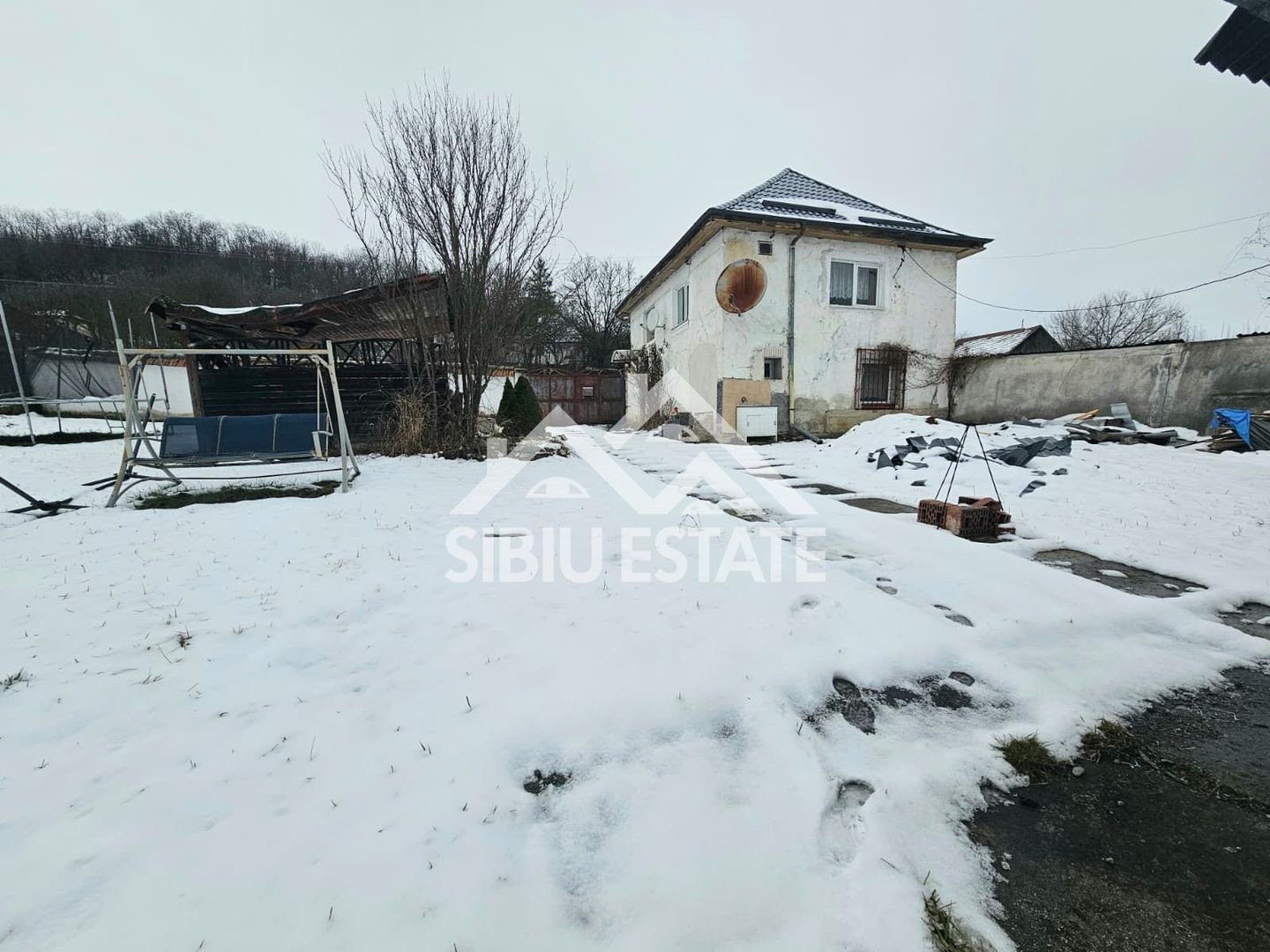 Casa Sibiu la Nucet teren 2317mp - Poză 11