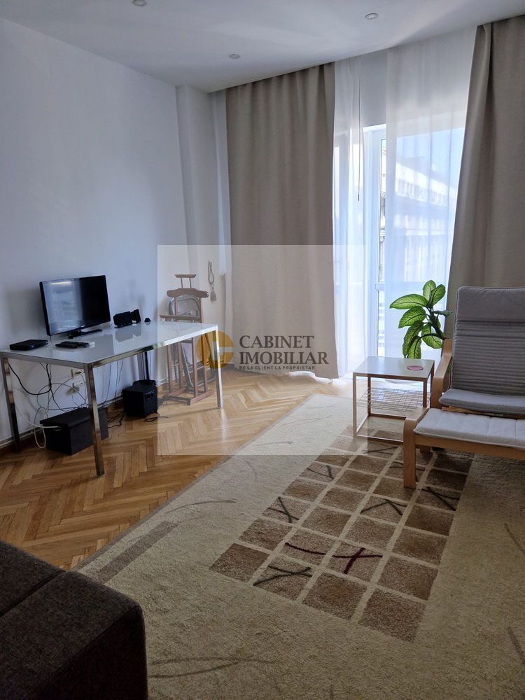 Garsoniera balcon frantuzesc -Universitate I Etaj 4 I Centrala proprie - Poză 1