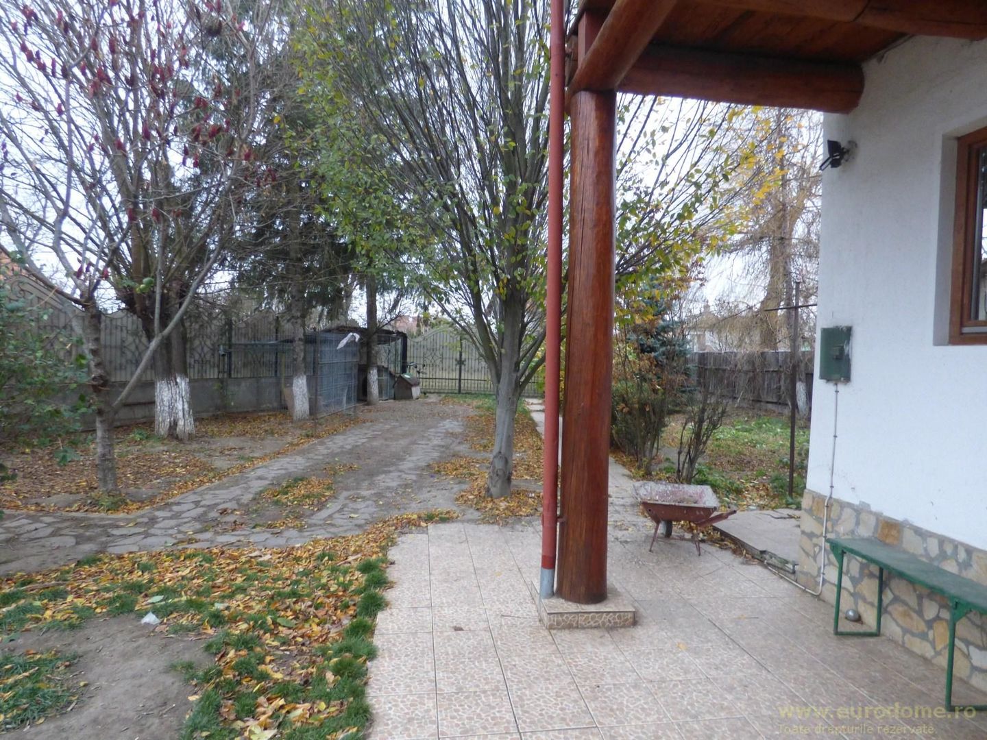 Proprietate deosebita - casa cu curte si livada - Poză 21