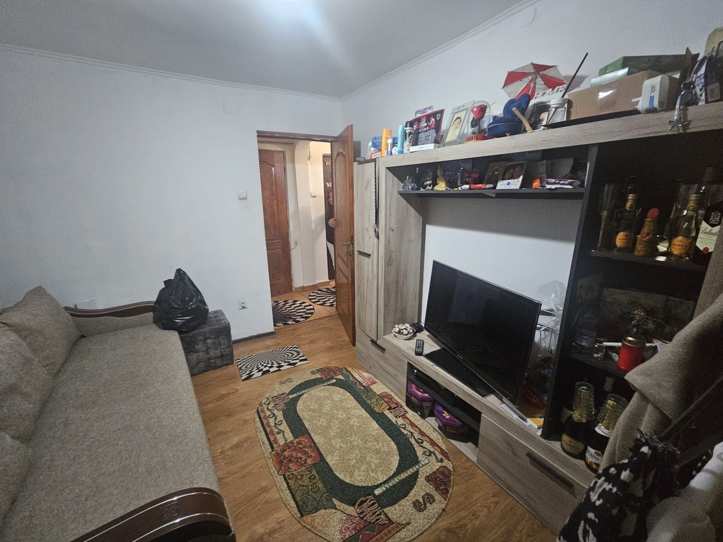Apartament parter, balcon 13 mp cu ieșire directă – Războieni - Poză 10